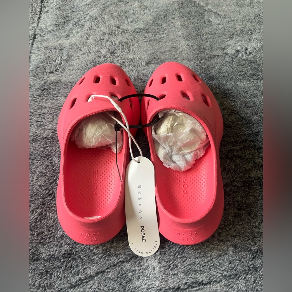 Pink Slip-On Clogs - Picture 3 of 5